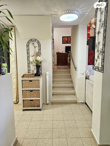 בית פרטי/ קוטג', שקד, ערד