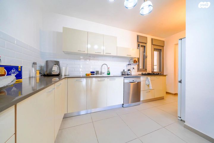 דירה, שוהם, אבני חן, חריש