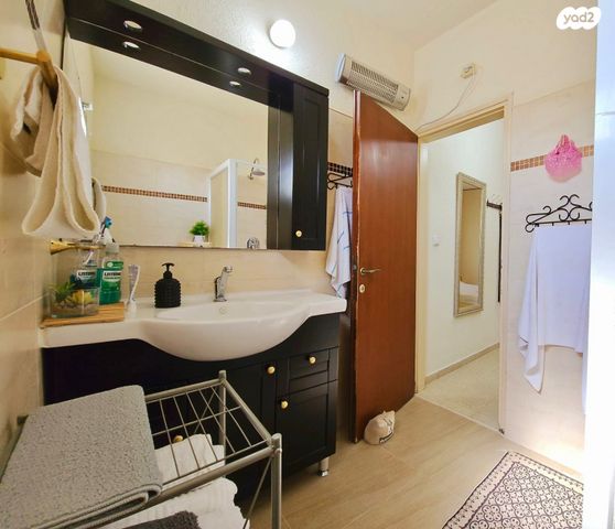 בית פרטי/ קוטג', שקד, ערד