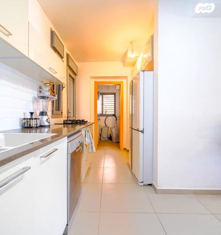 דירה, שוהם, אבני חן, חריש