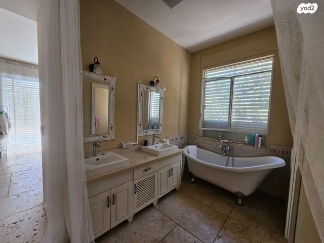 בית פרטי/ קוטג', קיסריה