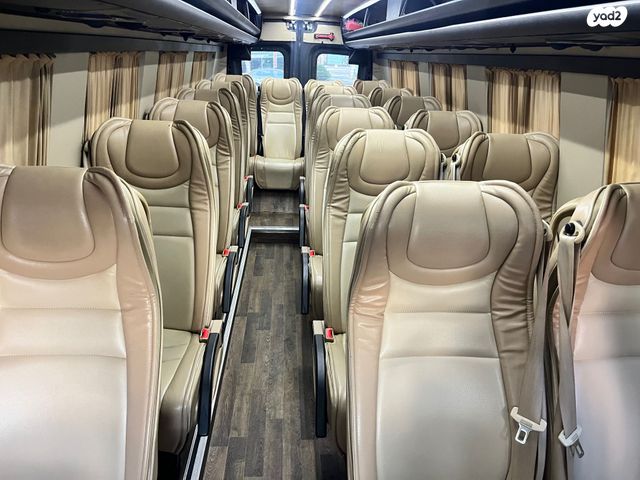 מיניבוסים ורכבי הסעות