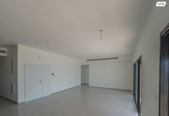 גג/ פנטהאוז, העלייה, עיר, מרכז העיר, נהריה