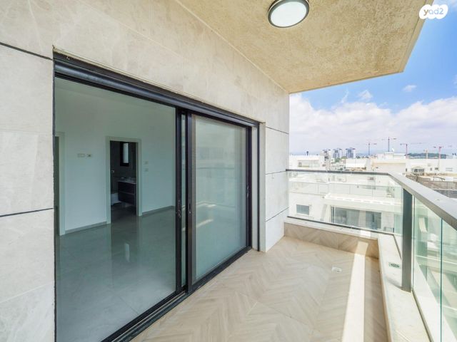 גג/ פנטהאוז, העלייה, עיר, מרכז העיר, נהריה