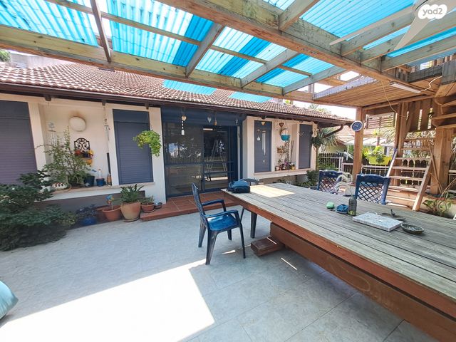 בית פרטי/ קוטג', מרמורק, רחובות