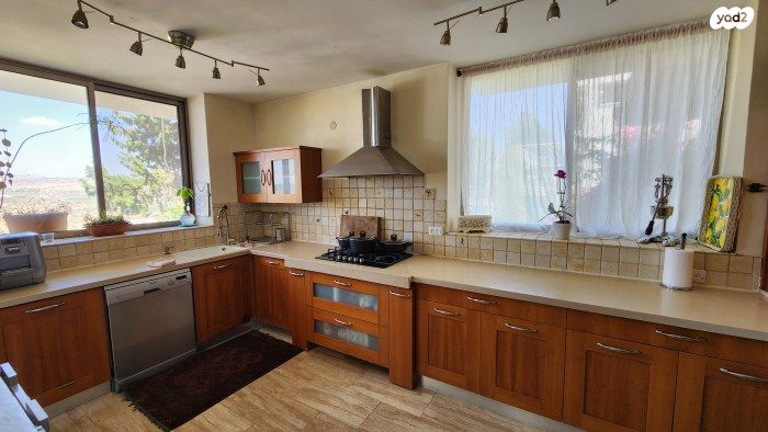 בית פרטי/ קוטג', אורנית