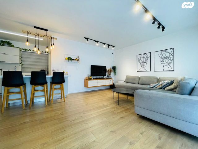 דירה, מוטה גור, קרית אילון, חולון