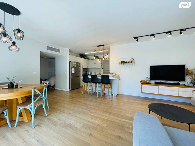 דירה, מוטה גור, קרית אילון, חולון