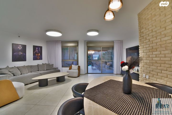 דירת גן, הנביאים, בת ים