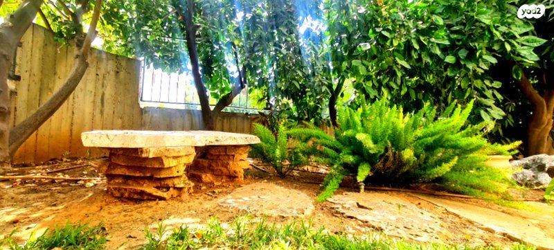 דירת גן, הקטיף, נווה פרדסים, פרדס חנה כרכור