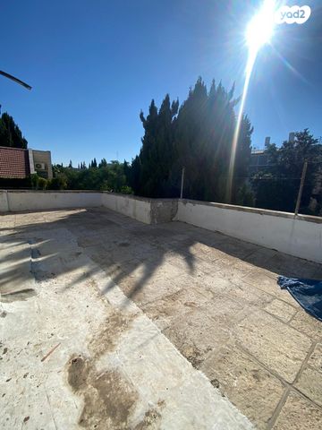 דירה, מרדכי היהודי, בקעה, ירושלים