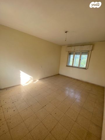 דירה, מרדכי היהודי, בקעה, ירושלים