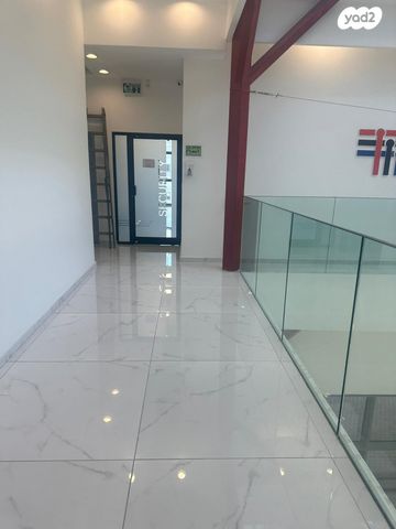 משרדים, אלון התבור 20, שאר העיר, קיסריה