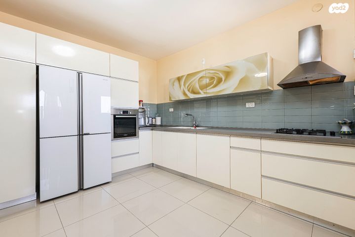 דירה, האר"י 12, רמת חן ובן ציון, נתניה