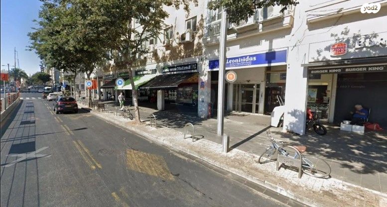 אבן גבירול 76