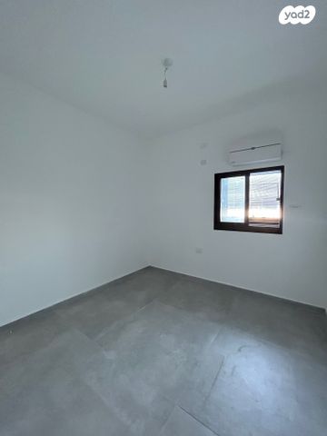 דירה, ליאונרדו דה וינצ'י 14, גני שרונה, קרית הממשלה, תל אביב יפו