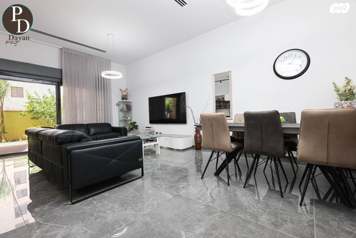 דירת גן, שייקה אופיר, יפה נוף, כפר יונה