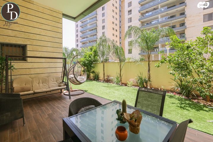 דירת גן, שייקה אופיר, יפה נוף, כפר יונה