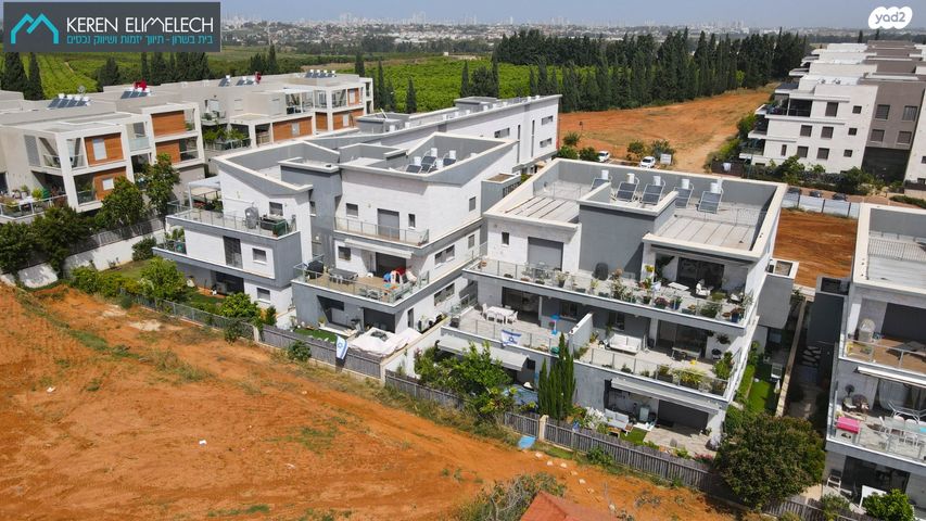 דירה, תל מונד