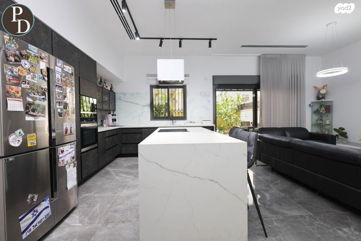 דירת גן, שייקה אופיר, יפה נוף, כפר יונה