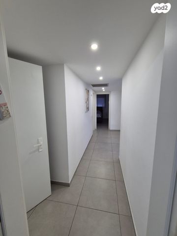 דירה, שקמים ואגמים, אשקלון