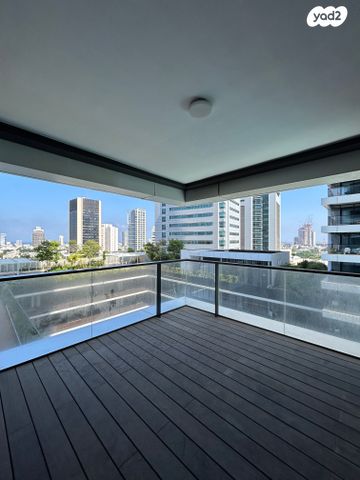 דירה, ליאונרדו דה וינצ'י 14, גני שרונה, קרית הממשלה, תל אביב יפו