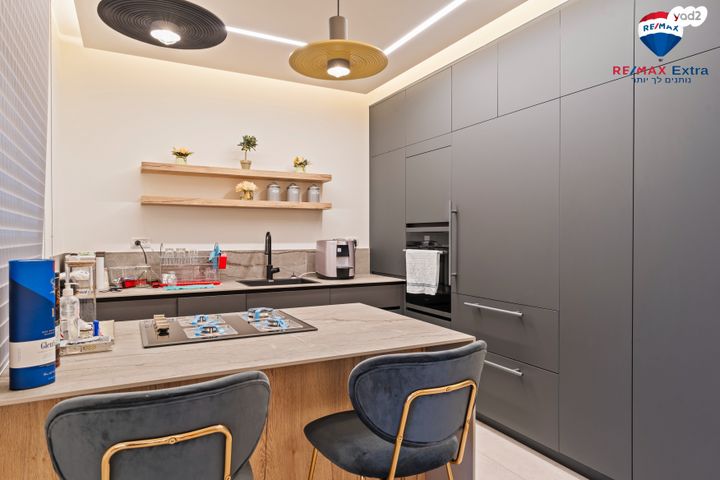 דירה, אריק איינשטיין 9, קרית רבין, חולון