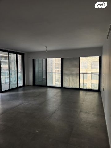 דירה, ארתור רובינשטיין, תל אביב יפו