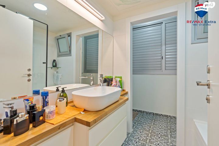 דירה, אריק איינשטיין 9, קרית רבין, חולון