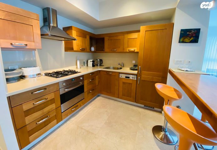 דירה, השונית, מרינה, הרצליה