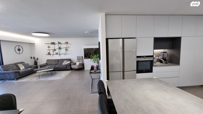 דירה, מרים הנביאה 21, פסגות אפק, ראש העין