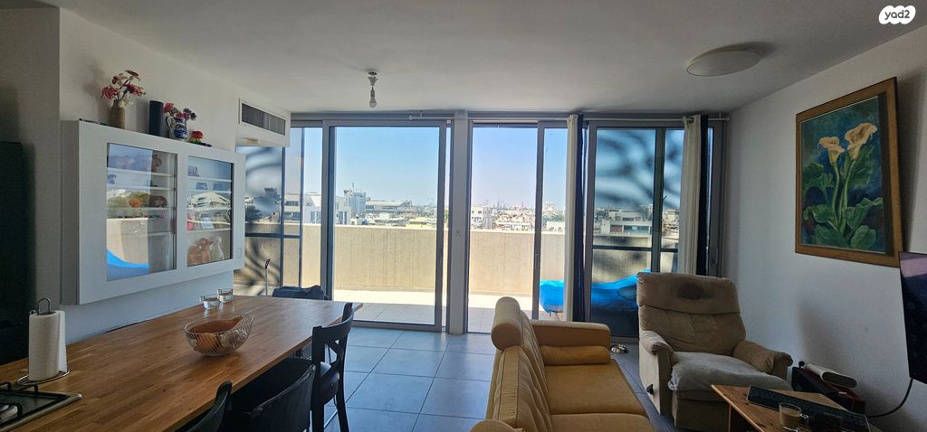 גג/ פנטהאוז, פין 1, נווה שאנן, תל אביב יפו