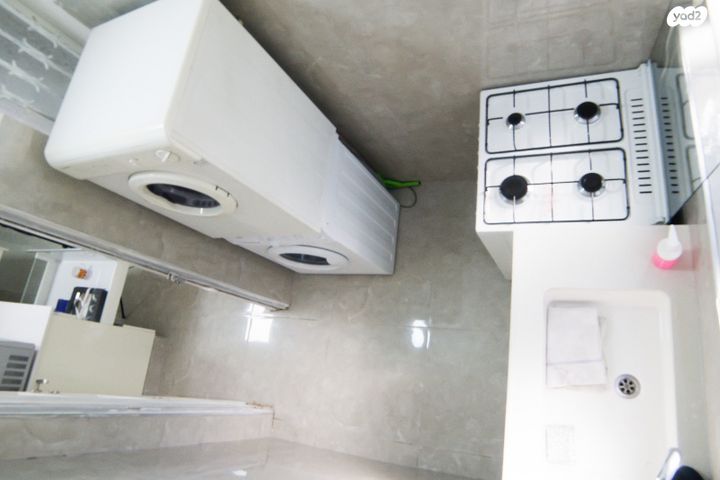 דירה, שדרות בן מיימון, רחביה, ירושלים