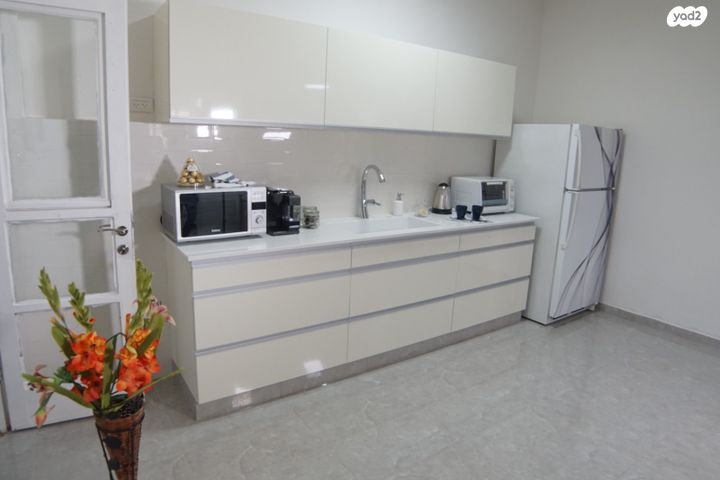 דירה, שדרות בן מיימון, רחביה, ירושלים