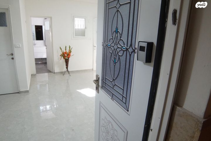 דירה, שדרות בן מיימון, רחביה, ירושלים