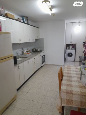 דירה, יהודה לייב פינסקר 45, לב המושבה / מרכז העיר, פתח תקווה