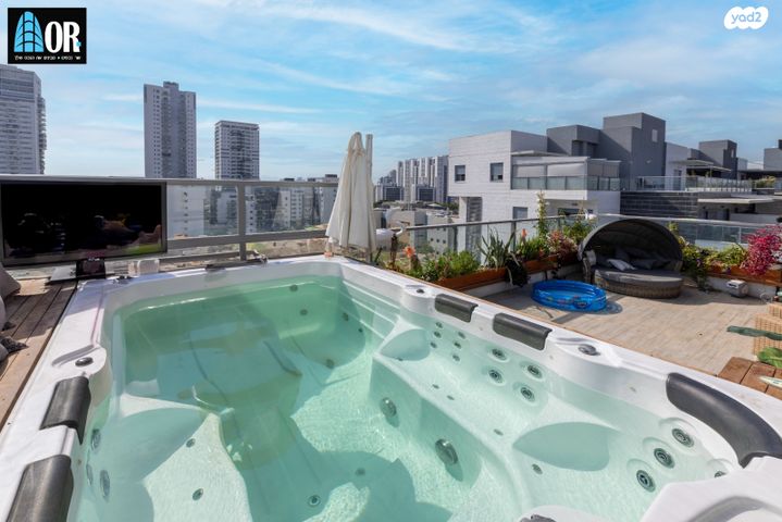 גג/ פנטהאוז, יעקב בן סירא, הרקפות, ראשון לציון