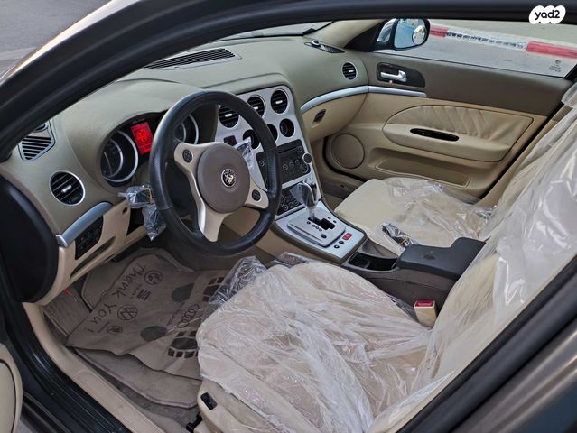 אלפא רומיאו 159