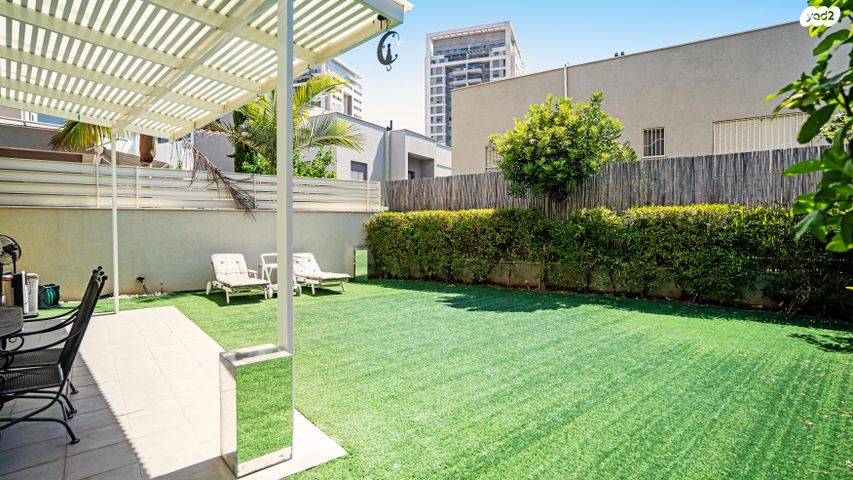 בית פרטי/ קוטג', מרדכי שמואלביץ הלוי 37, נווה גן, פתח תקווה