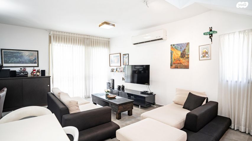 בית פרטי/ קוטג', מרדכי שמואלביץ הלוי 37, נווה גן, פתח תקווה