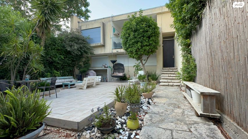 דירה, הצמרות, קיסריה