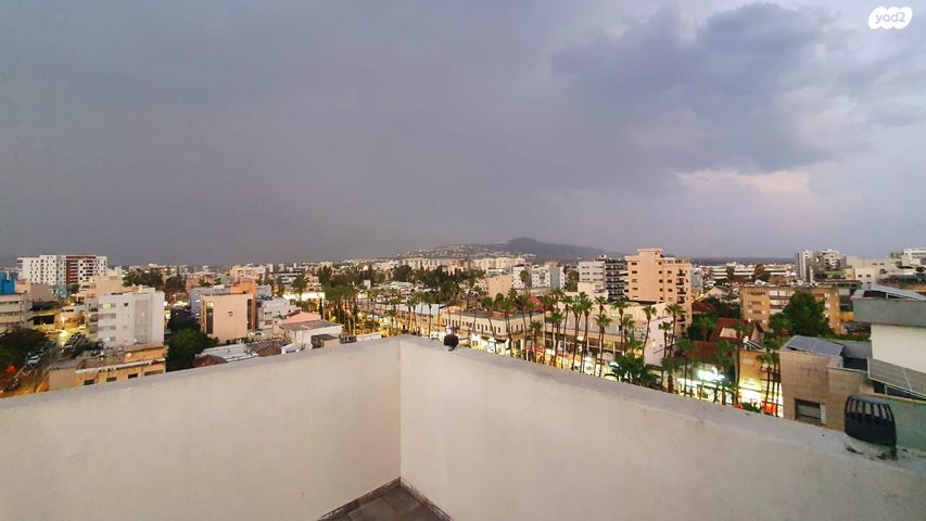 גג/ פנטהאוז, הכנסת 20, עפולה