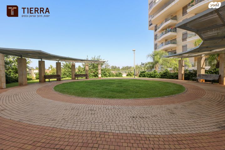 דירה, רמת אמיר, קדימה צורן