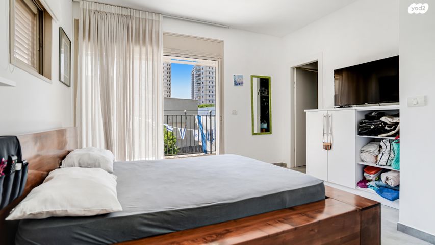 בית פרטי/ קוטג', מרדכי שמואלביץ הלוי 37, נווה גן, פתח תקווה