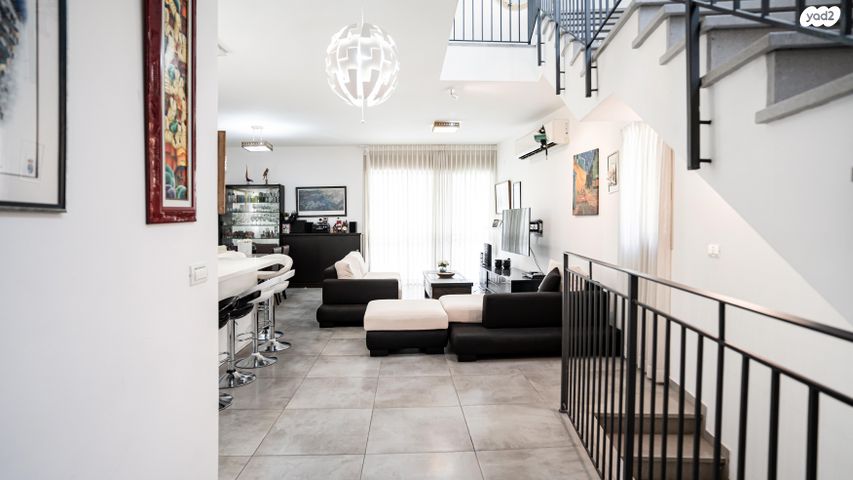 בית פרטי/ קוטג', מרדכי שמואלביץ הלוי 37, נווה גן, פתח תקווה