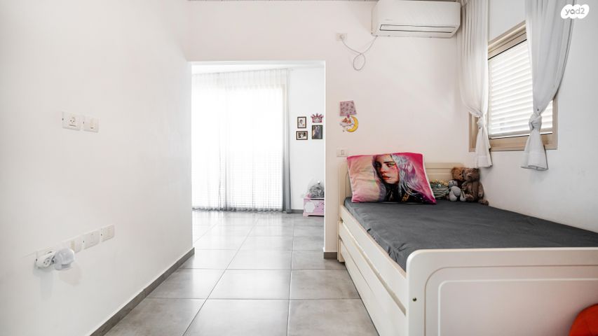 בית פרטי/ קוטג', מרדכי שמואלביץ הלוי 37, נווה גן, פתח תקווה