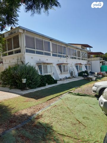 תיירות ונופש, הבנים, מנחמיה