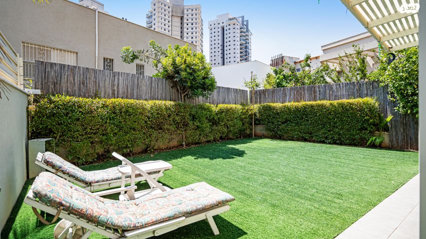 בית פרטי/ קוטג', מרדכי שמואלביץ הלוי 37, נווה גן, פתח תקווה