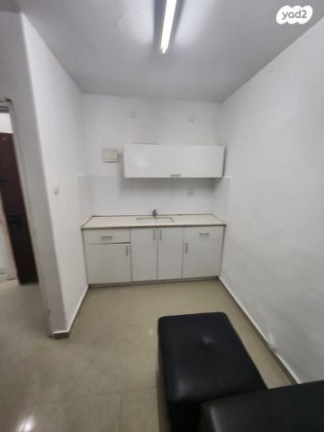 דירה, דרך עכו חיפה 172, מרכז העיר, סביניה, הוותיקה, קרית ביאליק