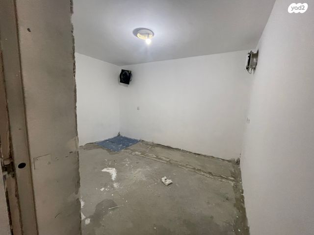 כללי, קלמן גבריאלוב, רחובות